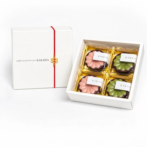 Matcha Green Tea & Strawberry Chocolate Mooncake